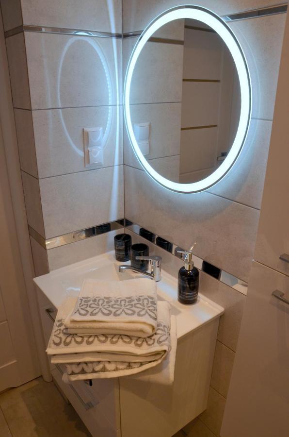 Apartament Deluxe 1 奥斯威辛 外观 照片