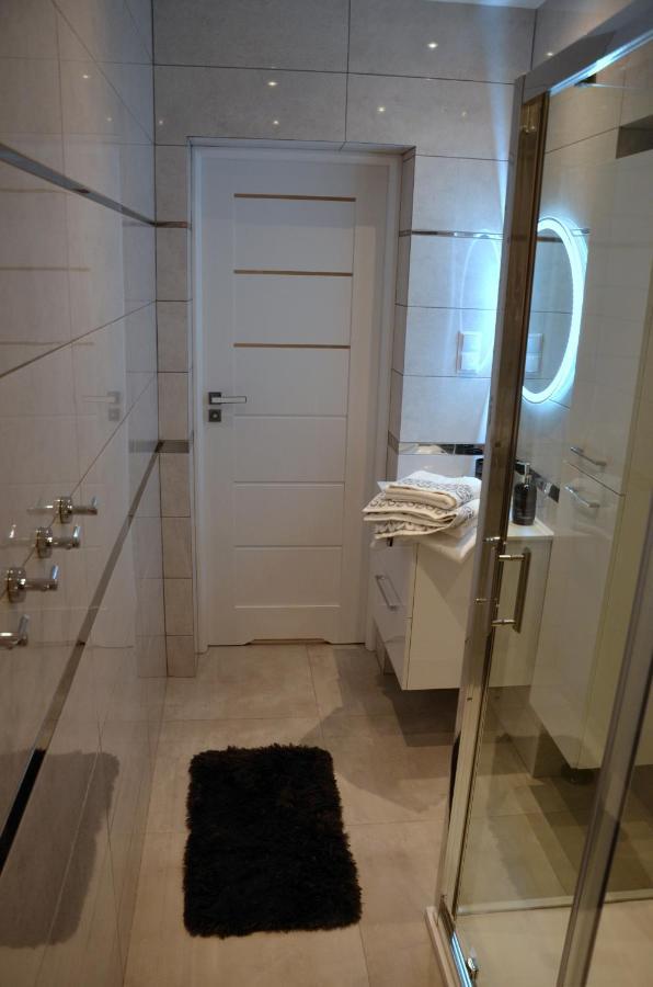 Apartament Deluxe 1 奥斯威辛 外观 照片